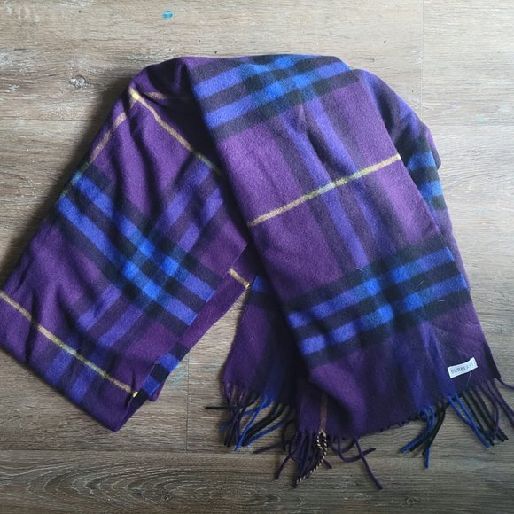 New With Tags Burberry Giant Check Cashmere Scarf for Women In Ribbon Color - Picture 11 of 15